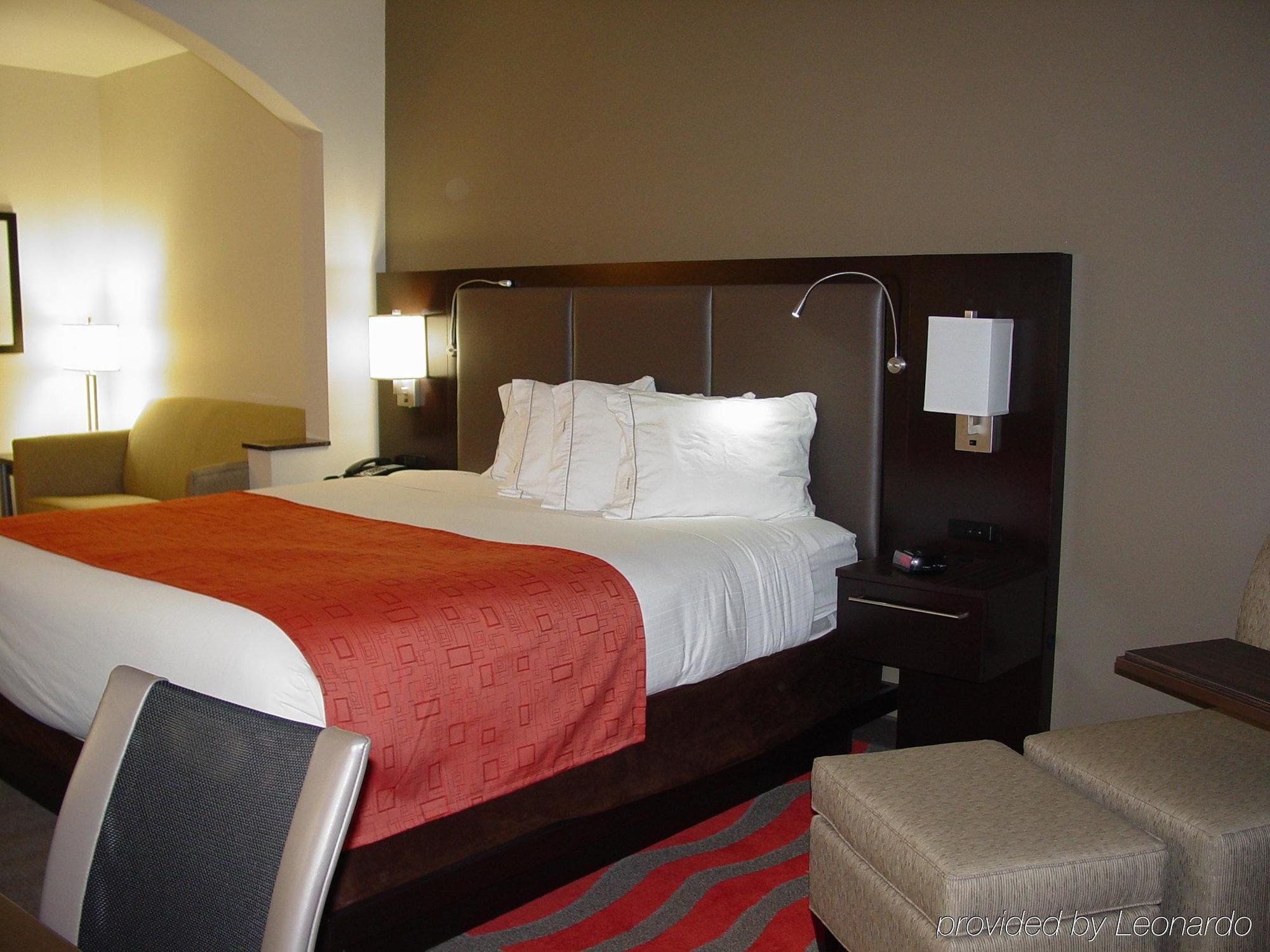 Holiday Inn Express Hotels & Suites Rockingham West By Ihg חדר תמונה