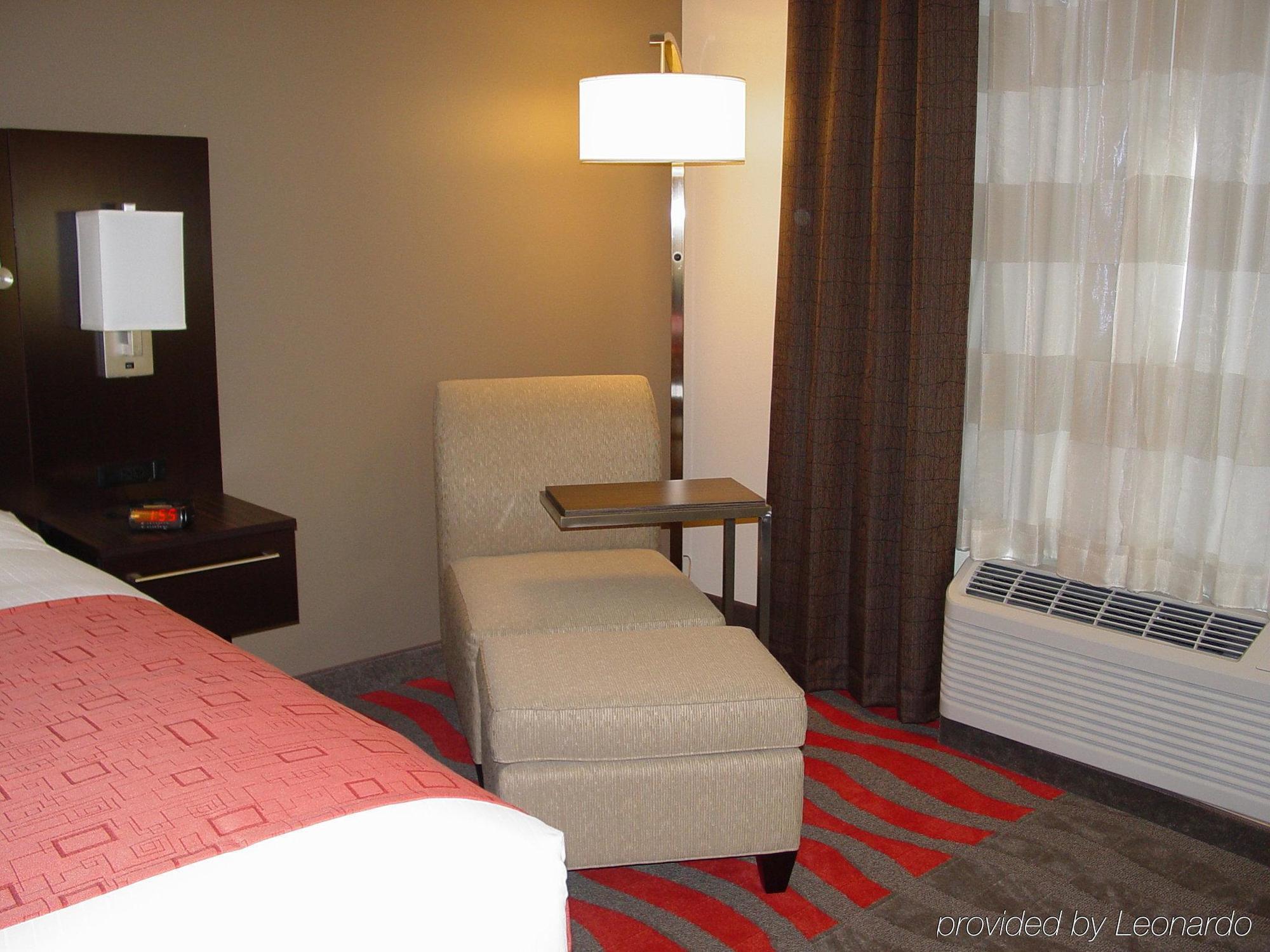 Holiday Inn Express Hotels & Suites Rockingham West By Ihg חדר תמונה